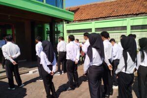 galeri (8) galeri (8)